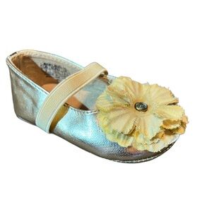 Stuart Weitzman Infant Girls Metallic Gold Ballet Slippers Sz 3